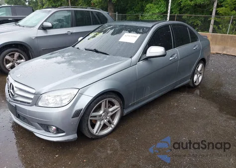 2008 Mercedes-Benz C 300 из США, поврежденный, VIN WDDGF54X48F189512